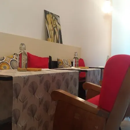 Couette-café Maneo